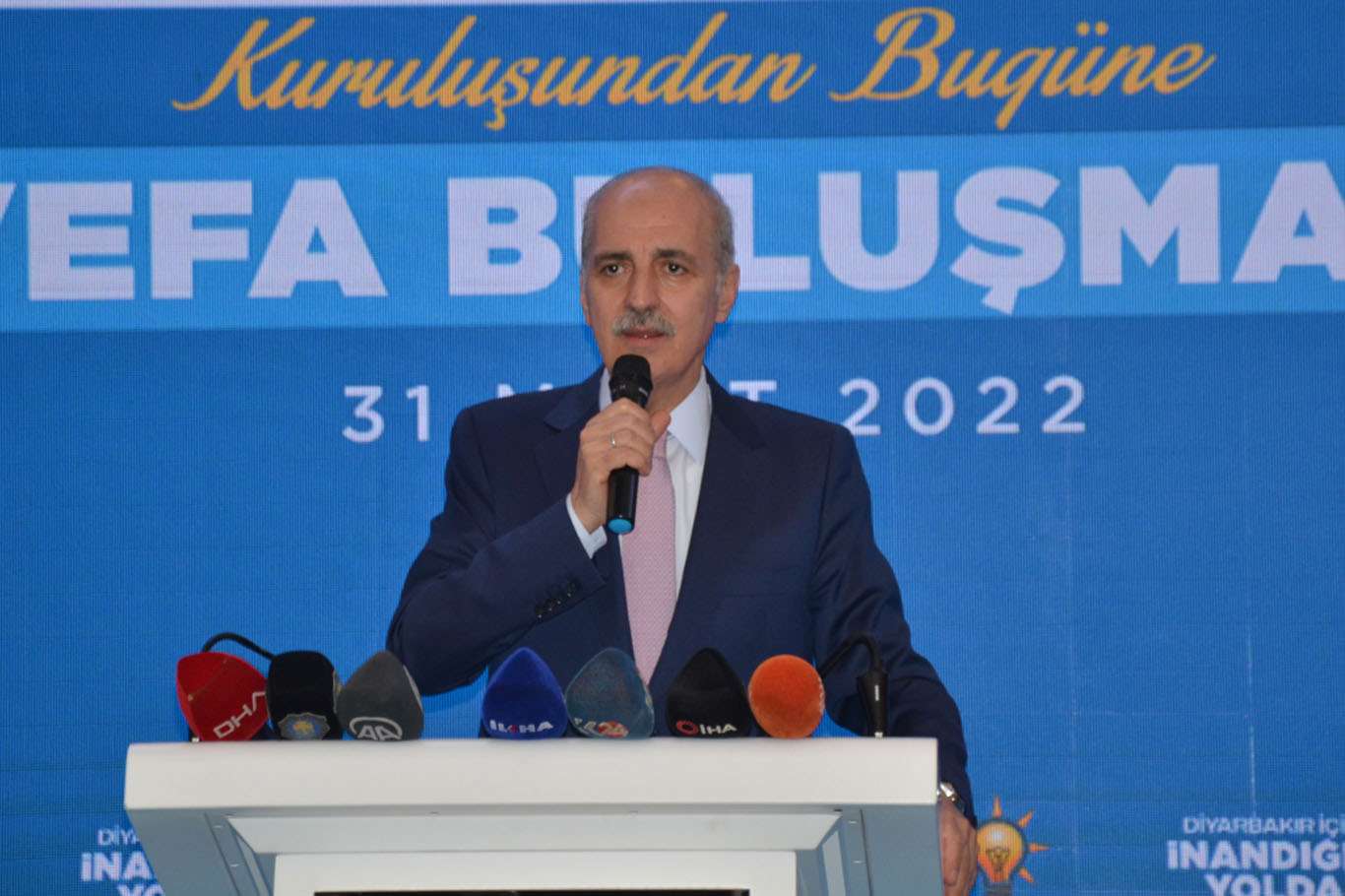 Kurtulmuş: Bu halka sırf anadiliyle konuşuyor diye yıllarca haksızlık yapıldı Kurtulmuş: Bu halka sırf anadiliyle konuşuyor diye yıllarca haksızlık yapıldı